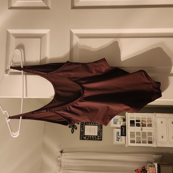 SKIMS LARGE SWIMSUIT - Picture 2 of 4